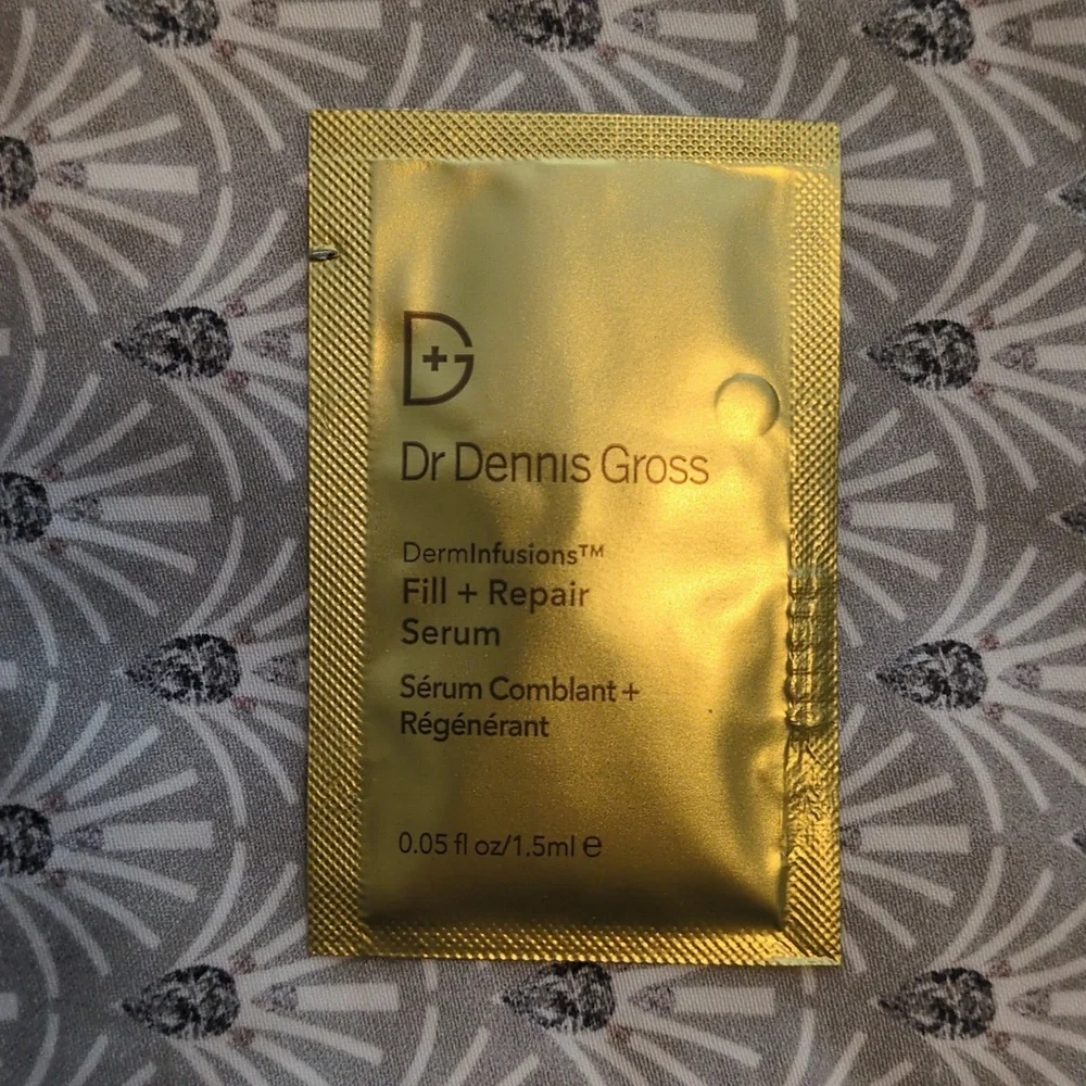 Dr. Dennis Gross Skincare Sephora Beauty Insider Set - Picture 3 of 5